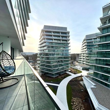 Wave - Aurum II Apartment - Front Sea View 미엥지즈드로예 외부 사진