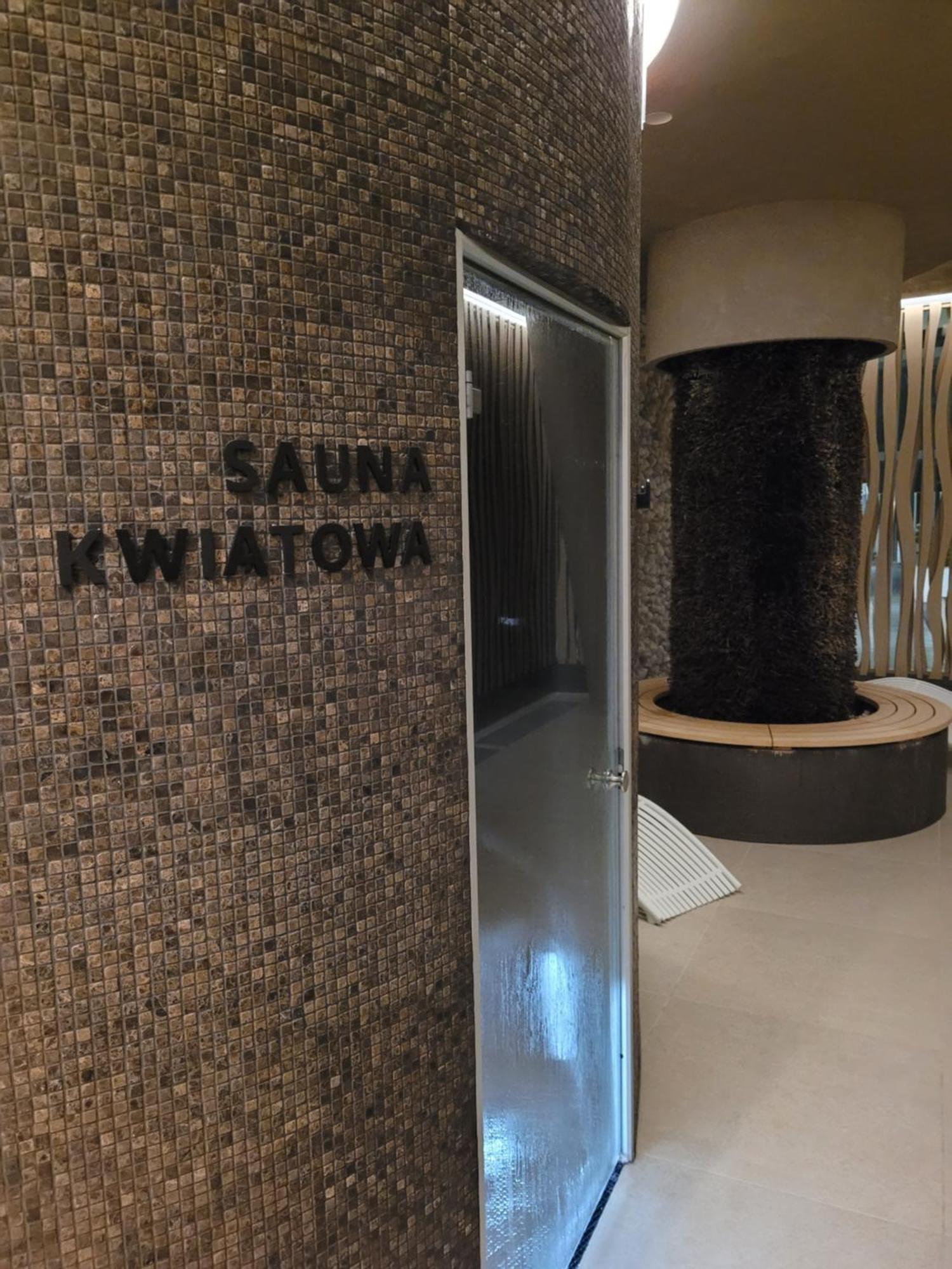 Wave - Aurum II Apartment - Front Sea View 미엥지즈드로예 외부 사진