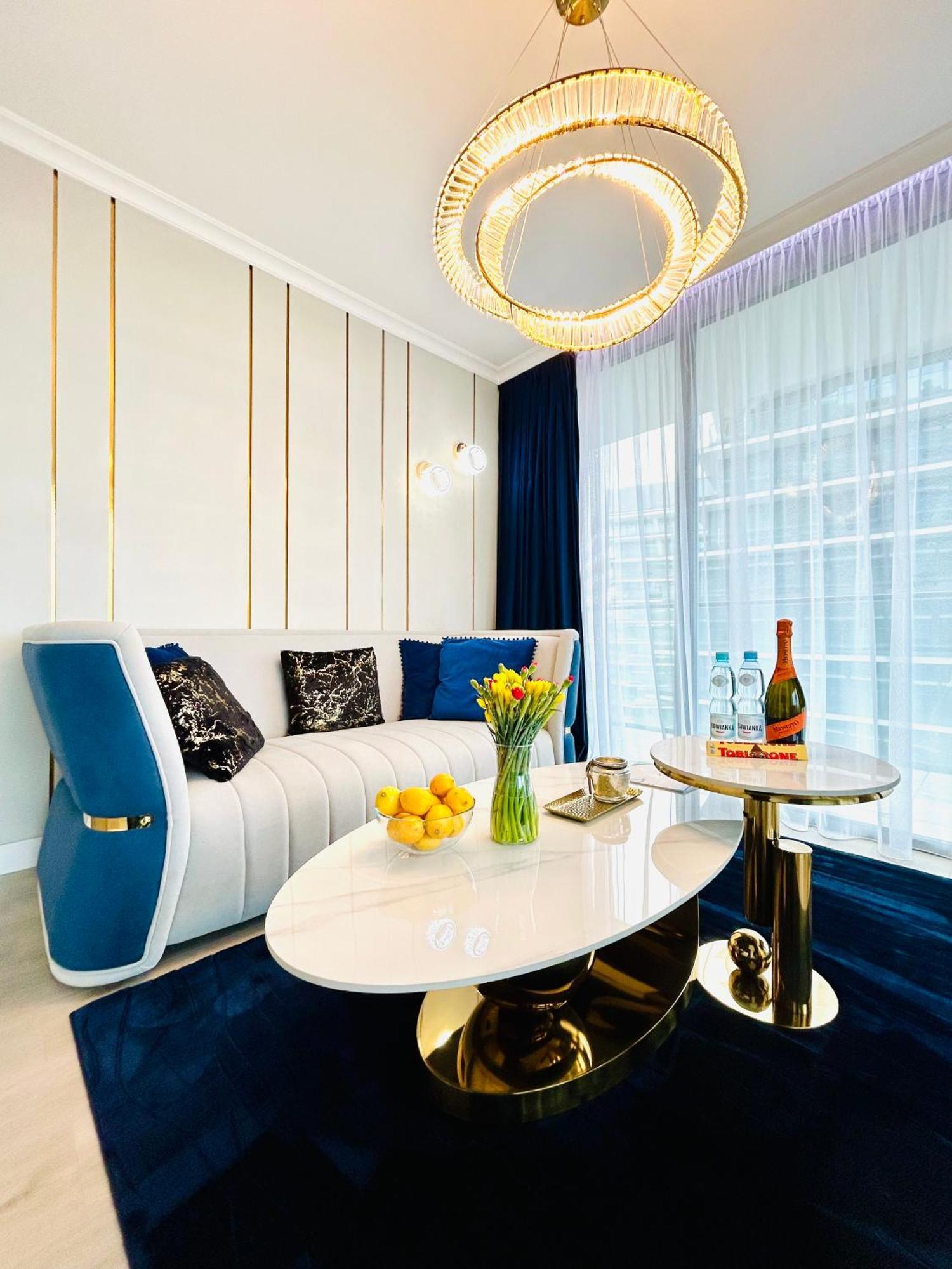 Wave - Aurum II Apartment - Front Sea View 미엥지즈드로예 외부 사진